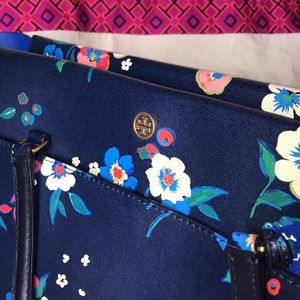 Tory Burch large floral Parker Tote & Wallet EUC